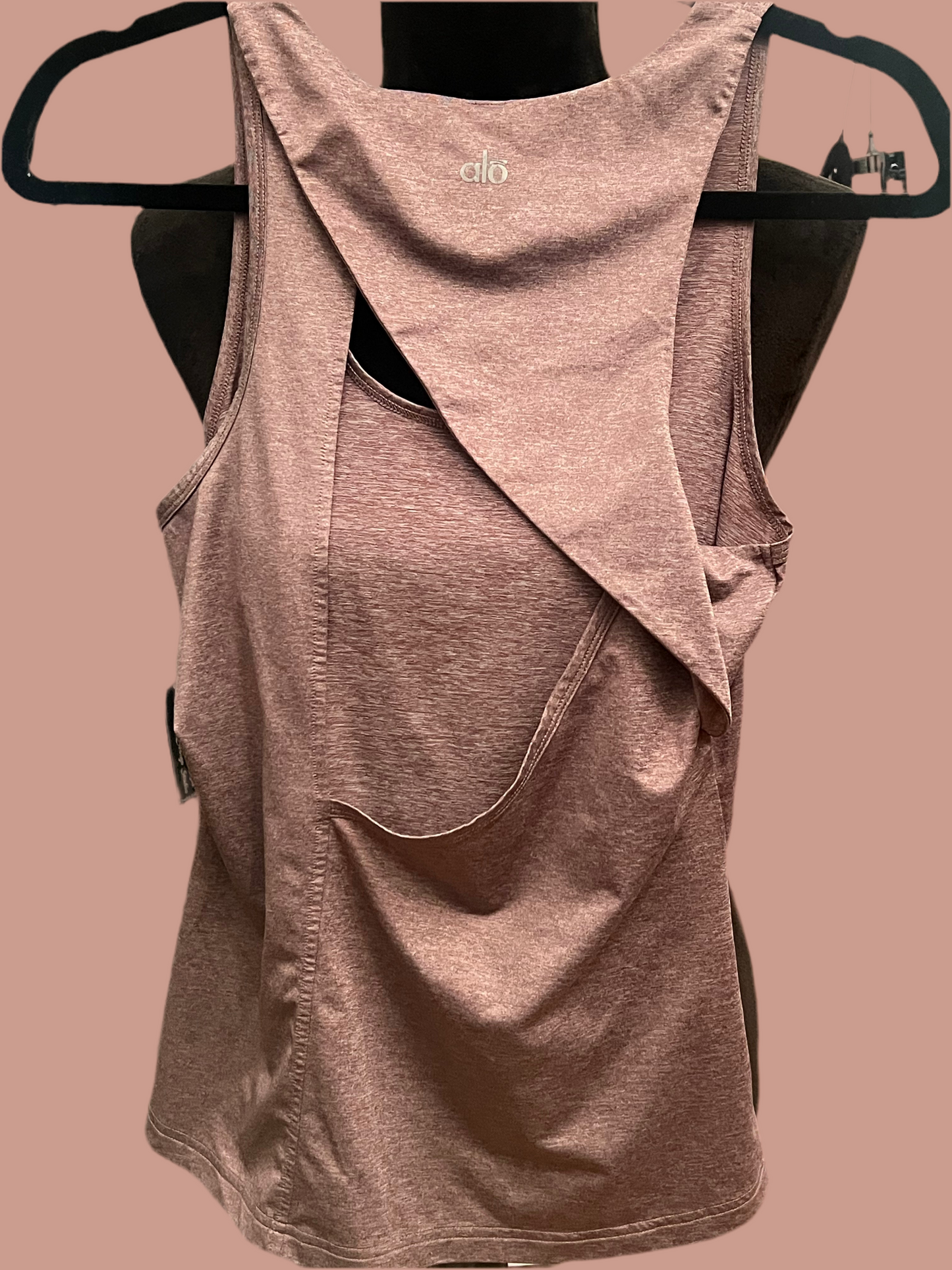 NEW ALO top size small