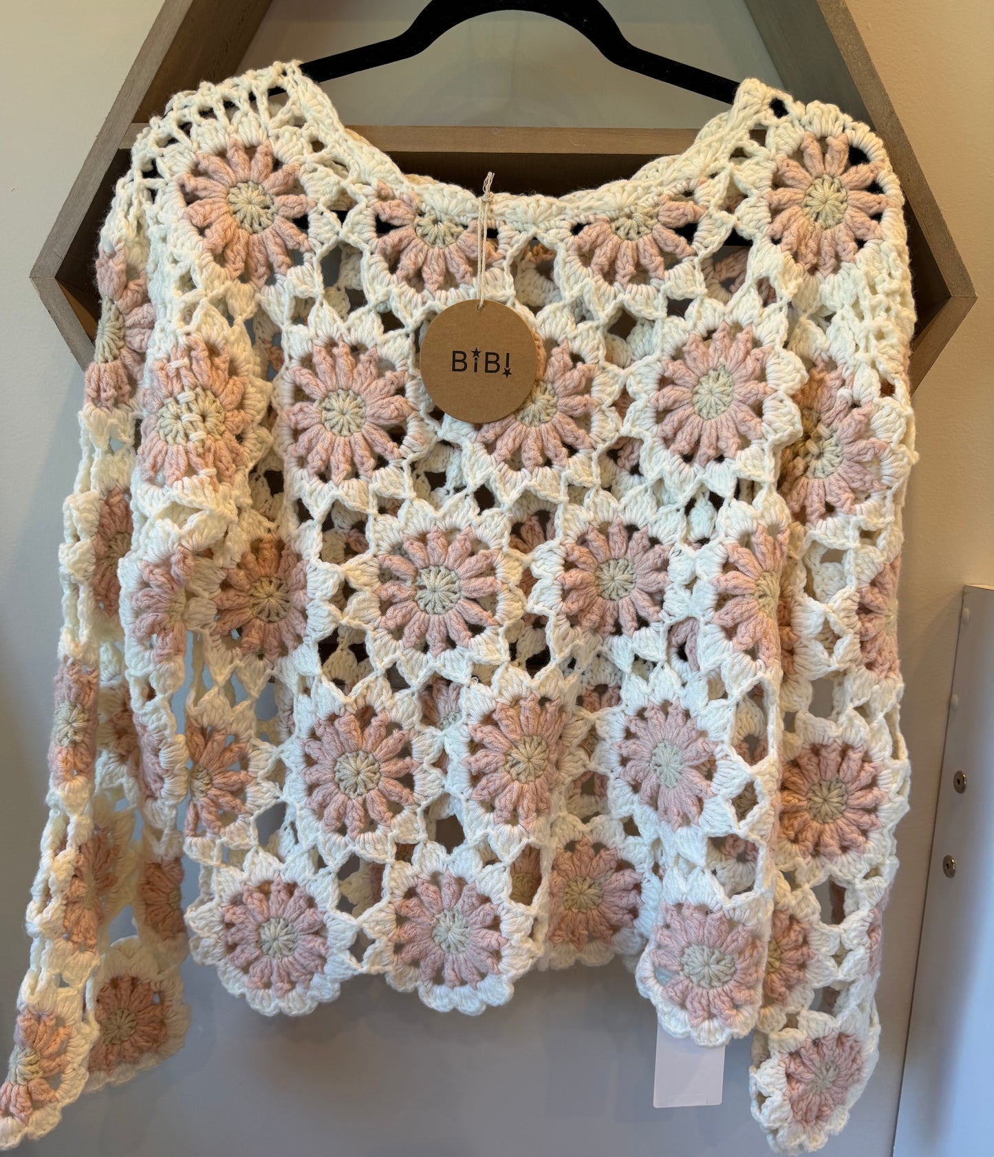 New Bibi sweater size small
