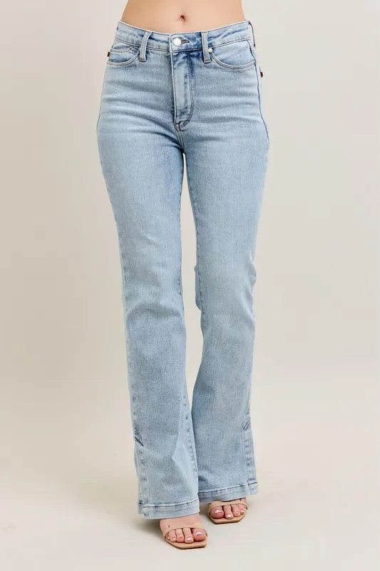 Judy Blue Full Size Tummy Control Vintage Wash Side Slit Slim Boot Jeans Plus Size 🎉🎉🎉SALE ON🎁🎁🎁Select sizes ‼️‼️‼️