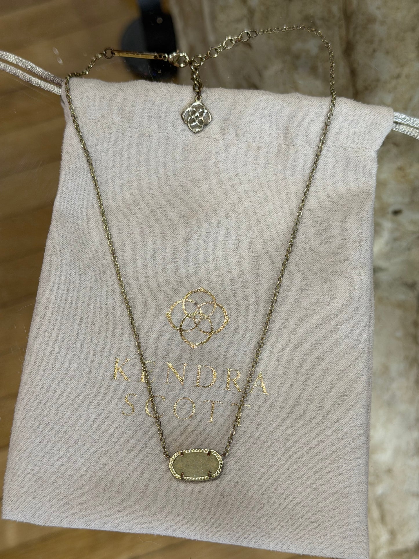 Kendra Scott Necklace