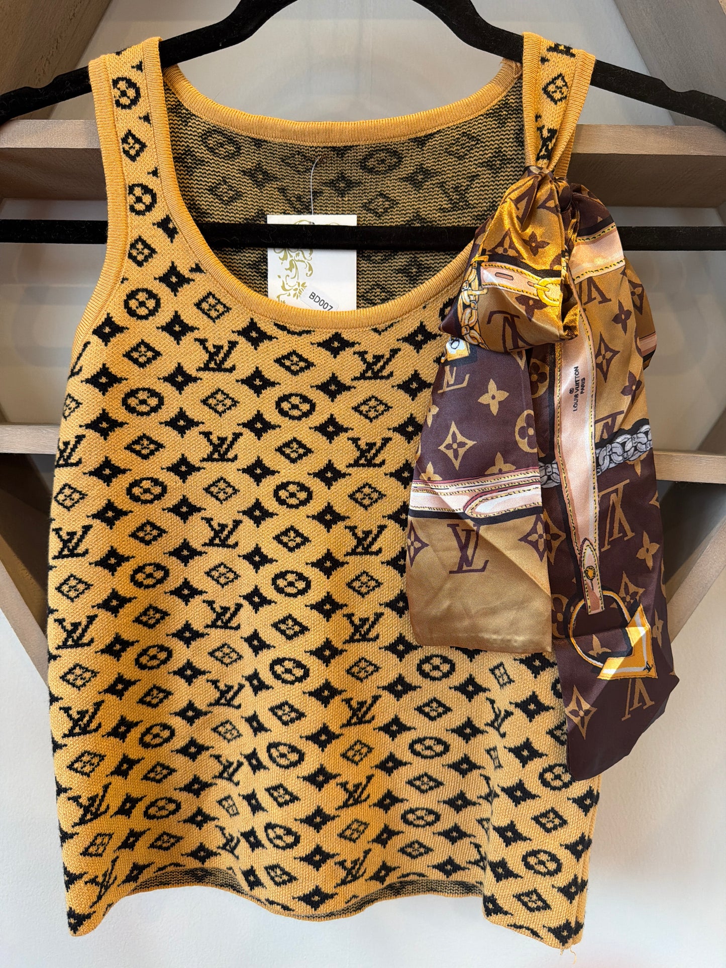 Designer top size small