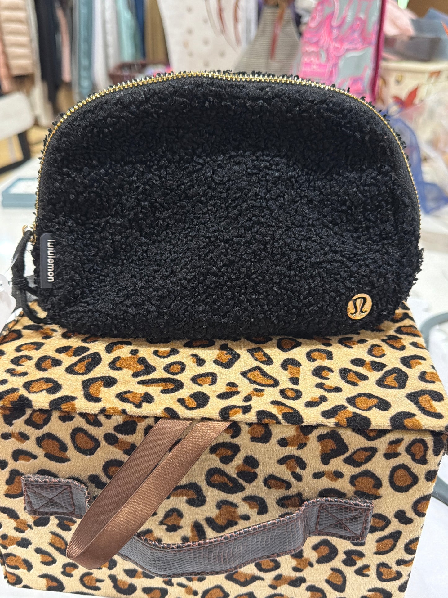 Preowned Lulu black Sherpa Bag