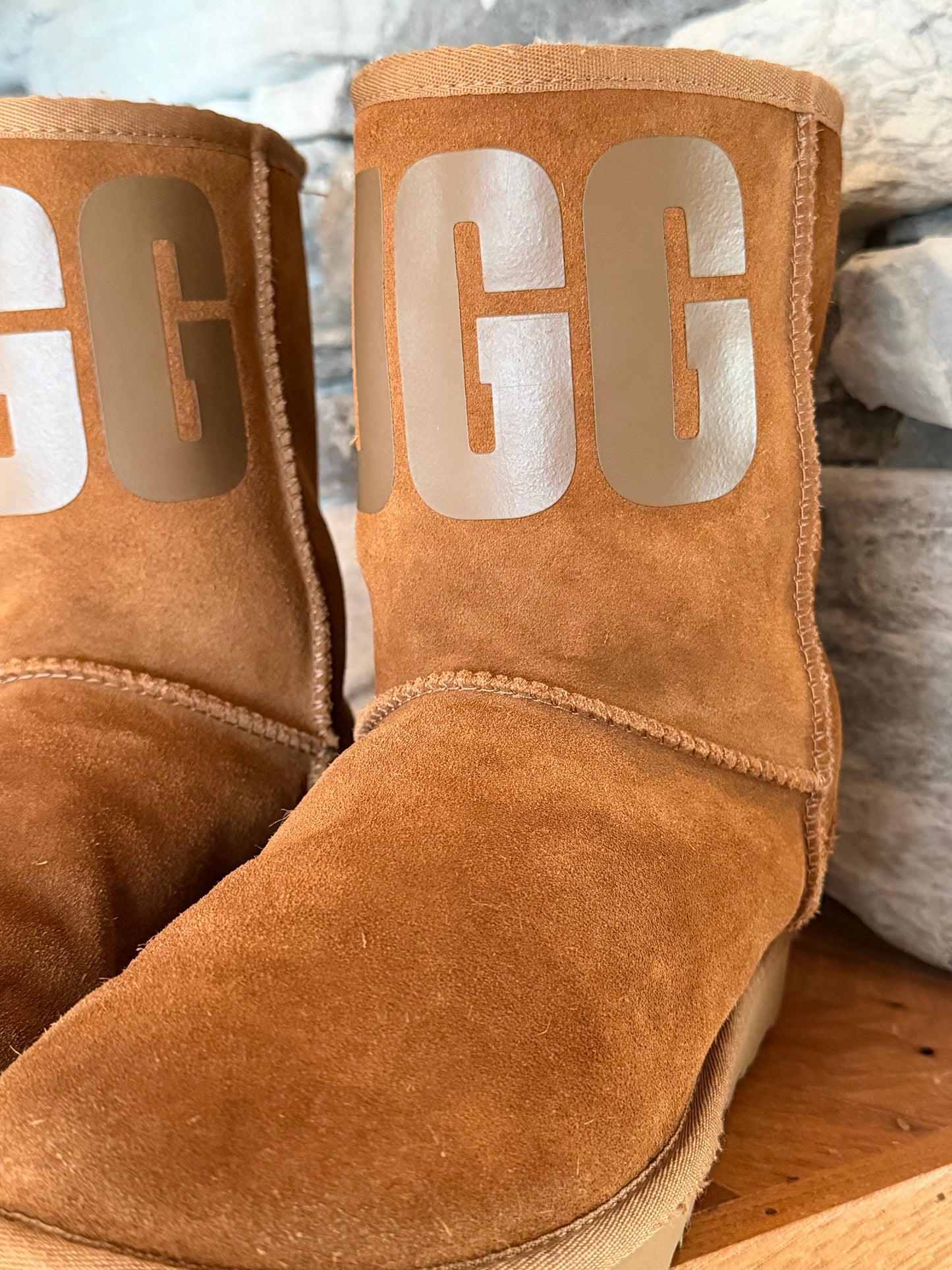 Preowned UGGS Size 39