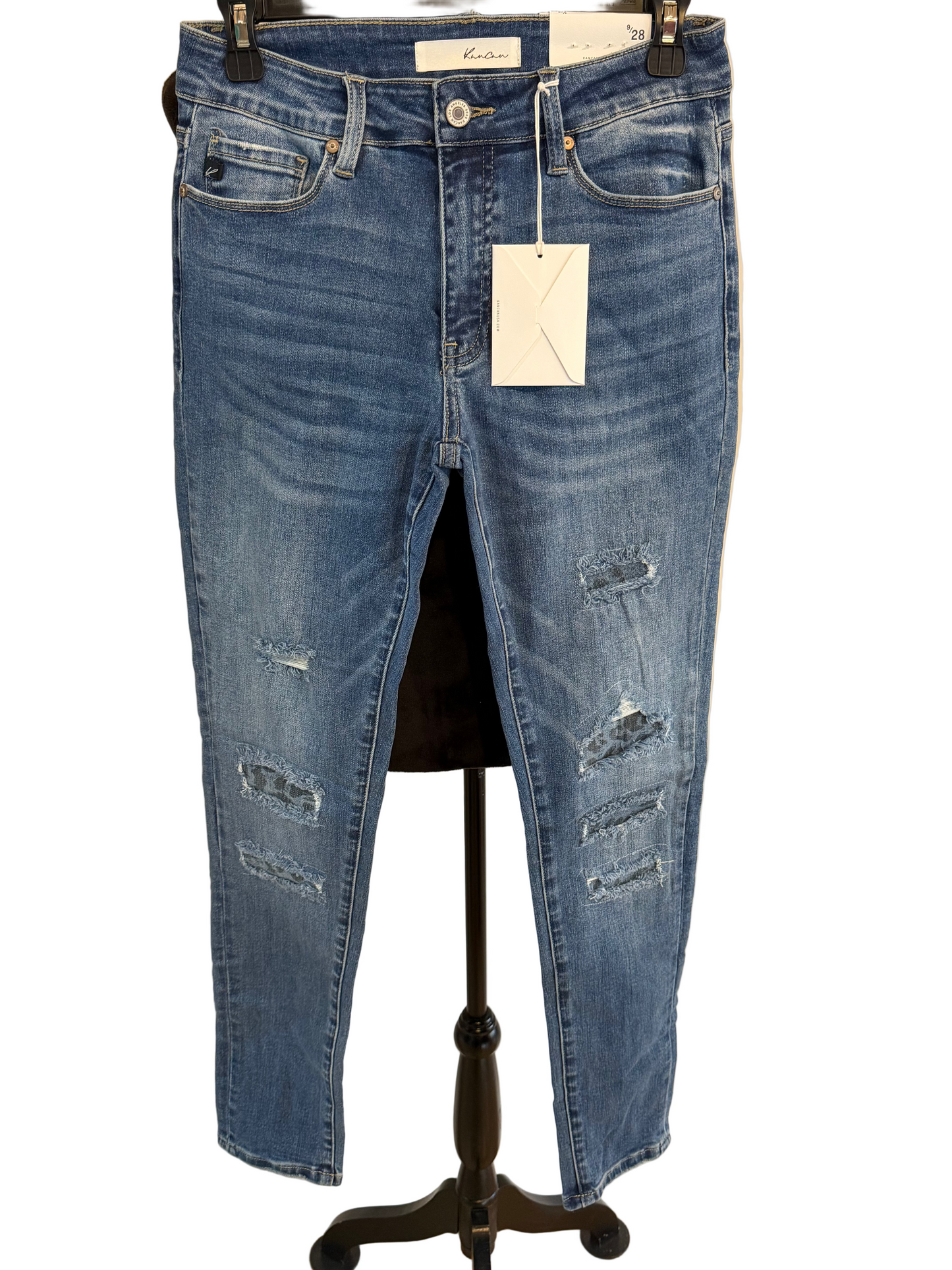 New Kancan Jeans size 9 MidRise Leopard Print