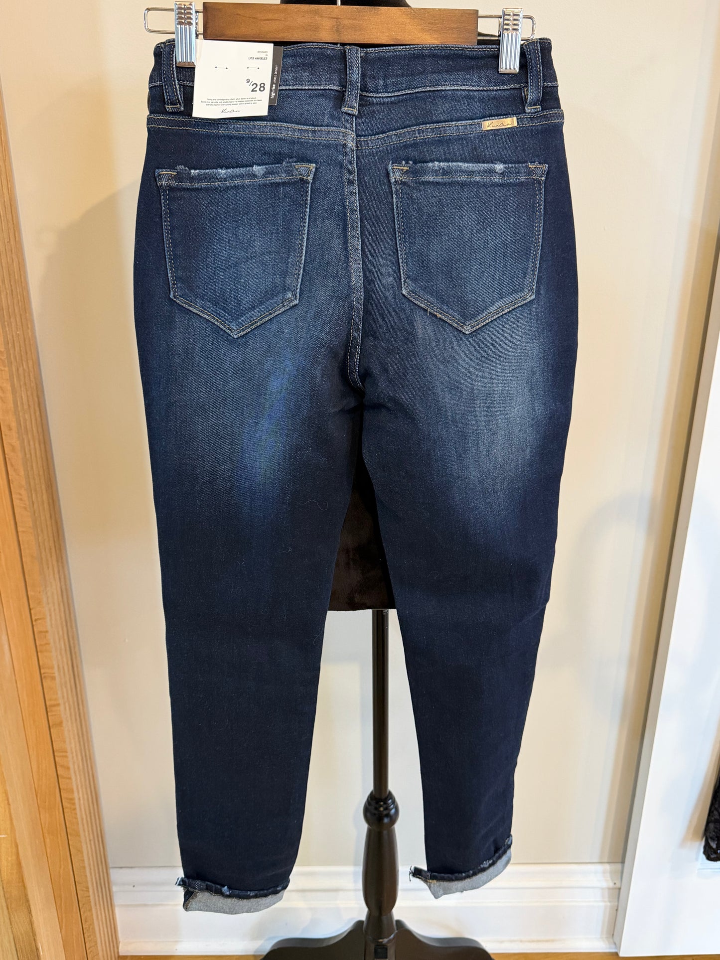 KanCan Jeans size 9 High Rise Ankle Skinny