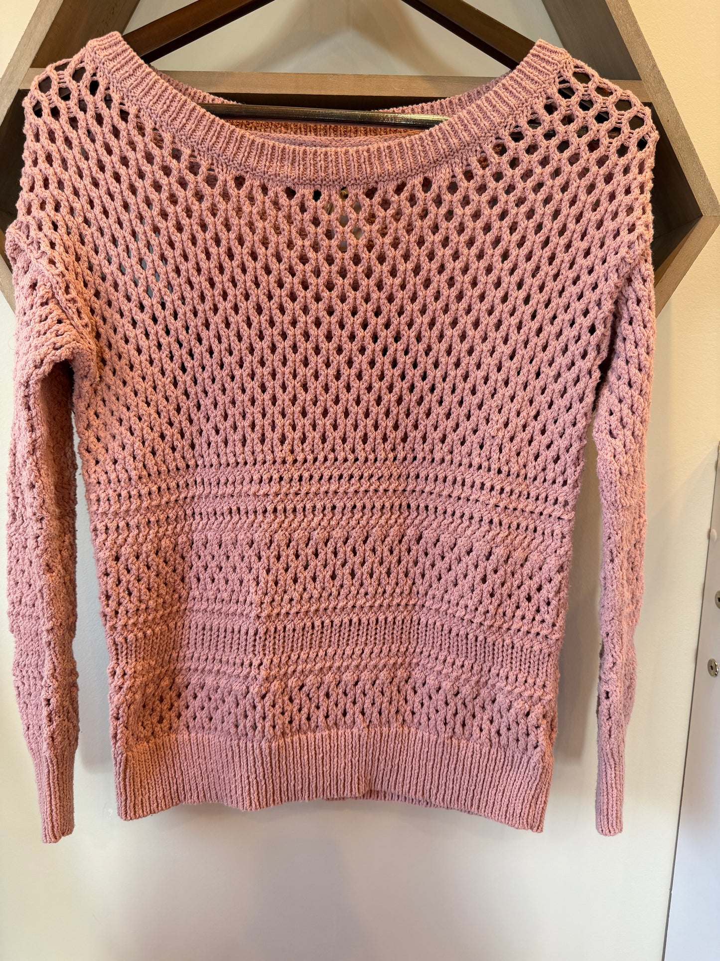 American Eagle size M